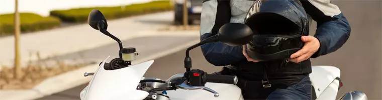 Assurance Moto Pas Cher ▷ Jusqu'à 45% sur votre contrat 