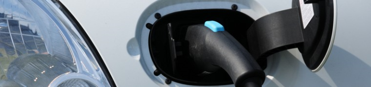 Commercialiser des voitures électrifiées moins lourdes pour limiter les émissions de CO2 ? 