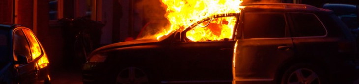 Les risques d’incendie de voitures et les dispositions à prendre selon Allianz Suisse