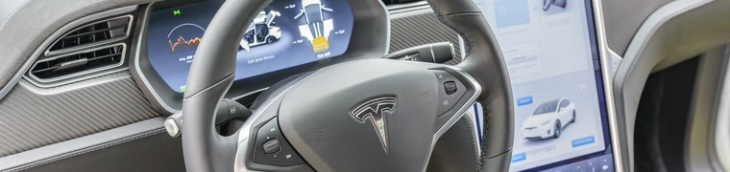 Tesla progresse dans la conduite autonome malgré l’absence d’autorisations réglementaires