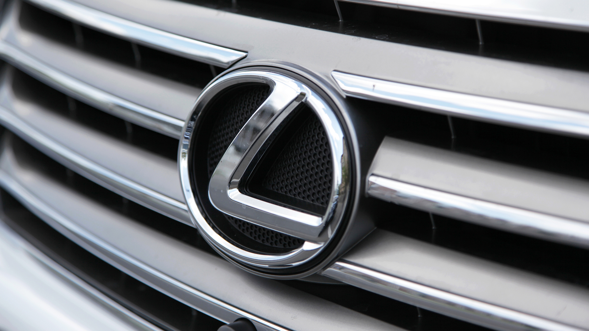 assurance lexus