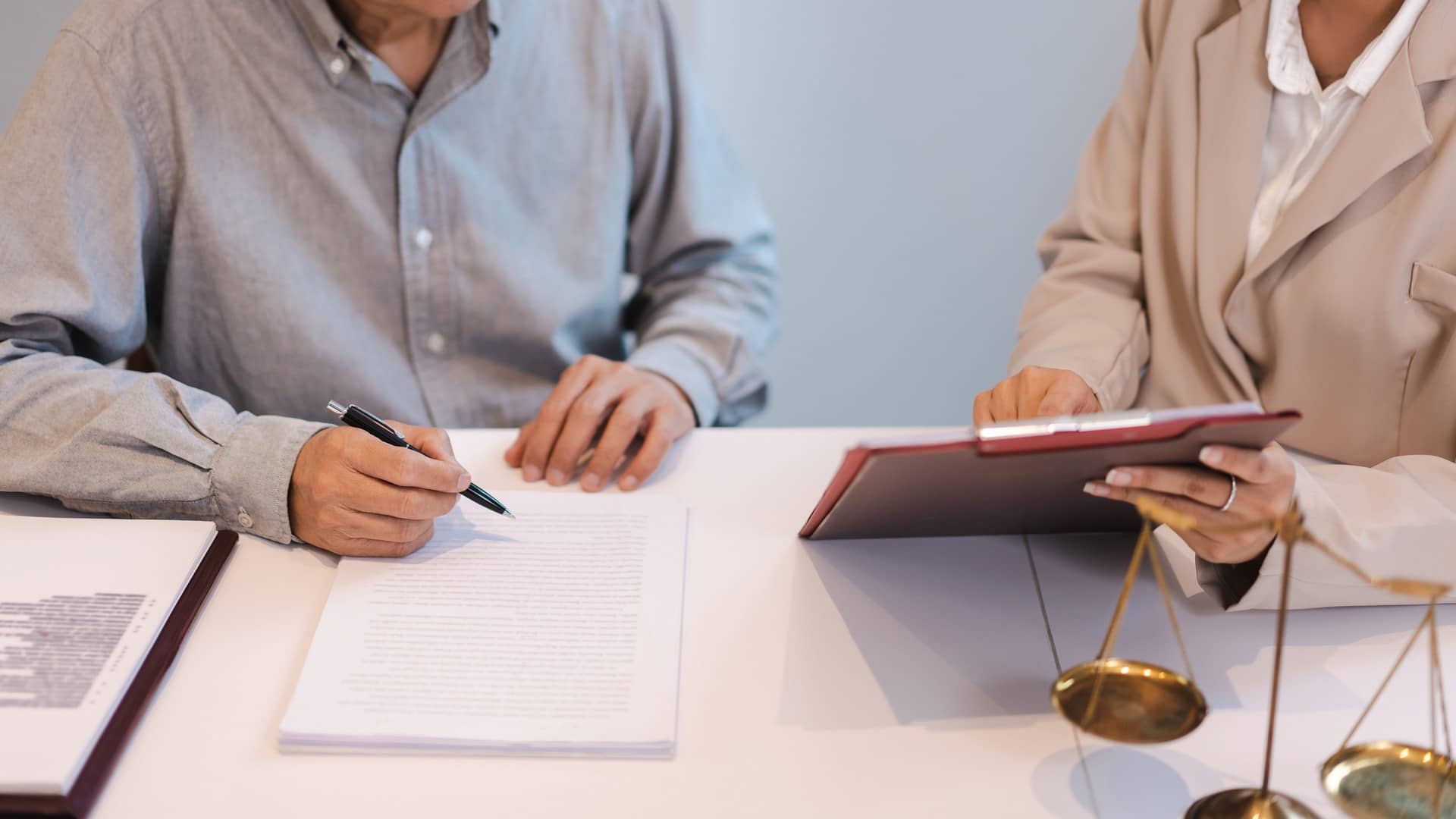 Assurance vie et notaire : déclaration, succession et droits des bénéficiaires