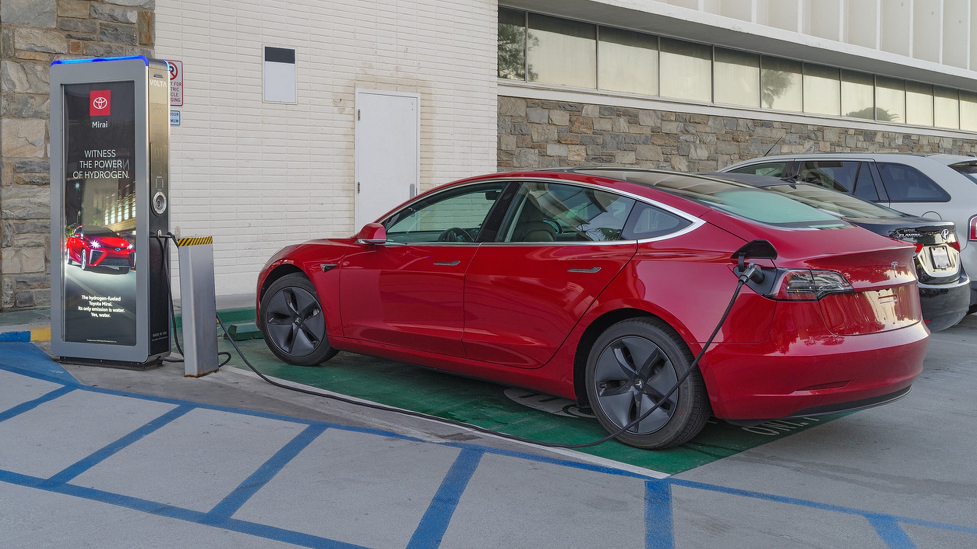 Les assureurs québécois soutiennent activement l’électrification du parc automobile