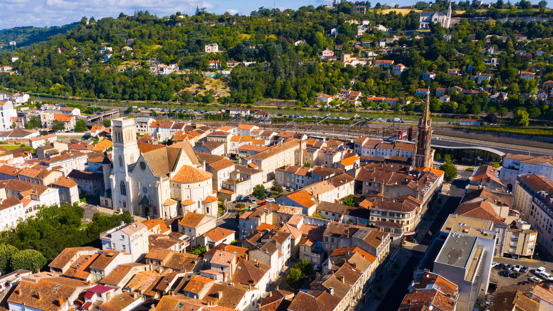Quelle mutuelle choisir à Agen pour votre santé et votre budget ?