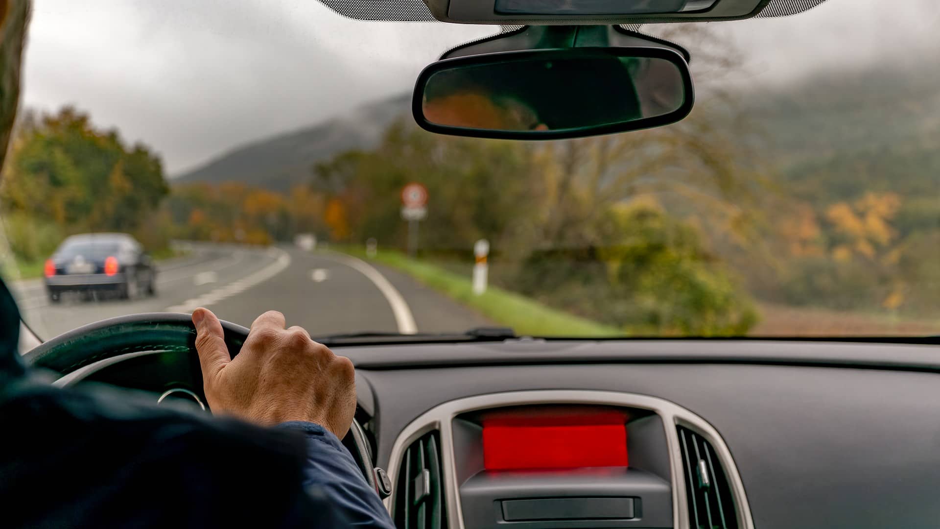 Sécurité routière : l’usage d’équipements spéciaux neige est imposé dans une trentaine de 