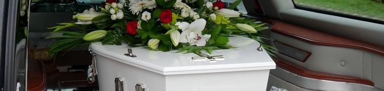 Comment les entreprises de services funéraires s’adaptent-elles aux besoins évolutifs des clients ?