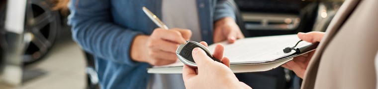 La Commission européenne appelle les loueurs de voitures à davantage de transparence